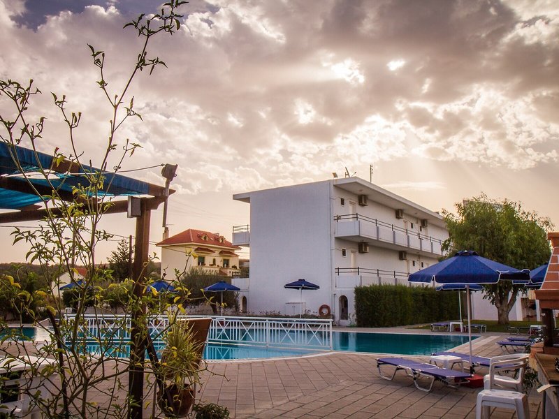 Hotel Alkmini 8