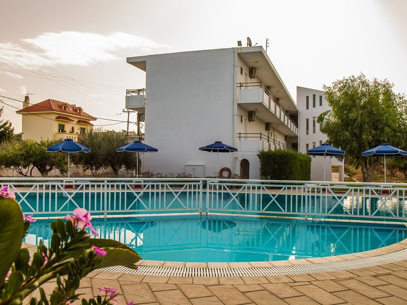 Hotel Alkmini 11