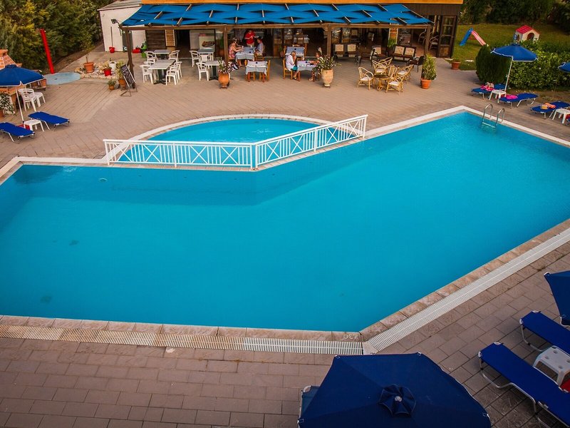 Hotel Alkmini 12