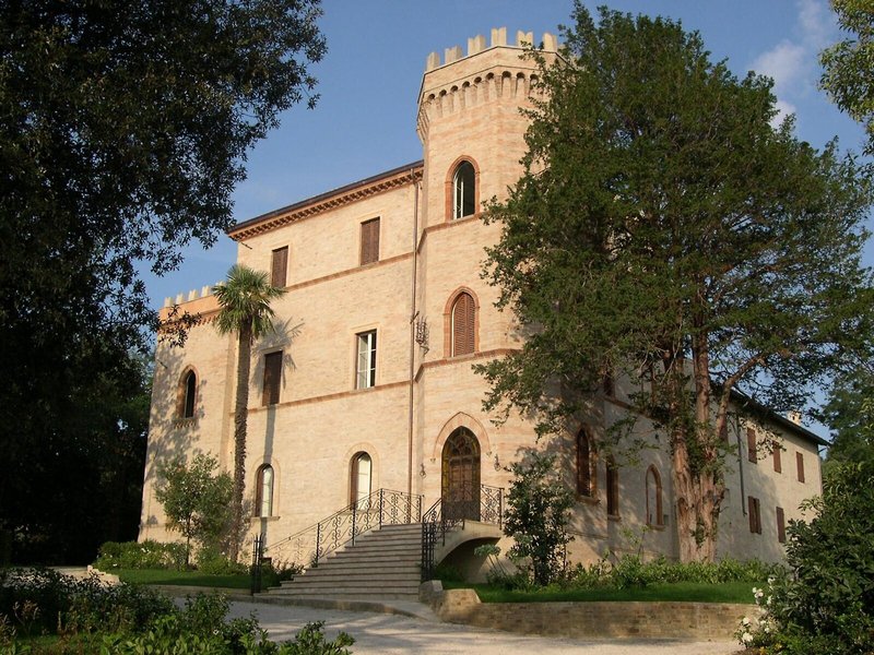 Castello Montegiove 2