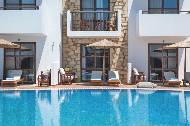 Costa Lindia Blue Star 4