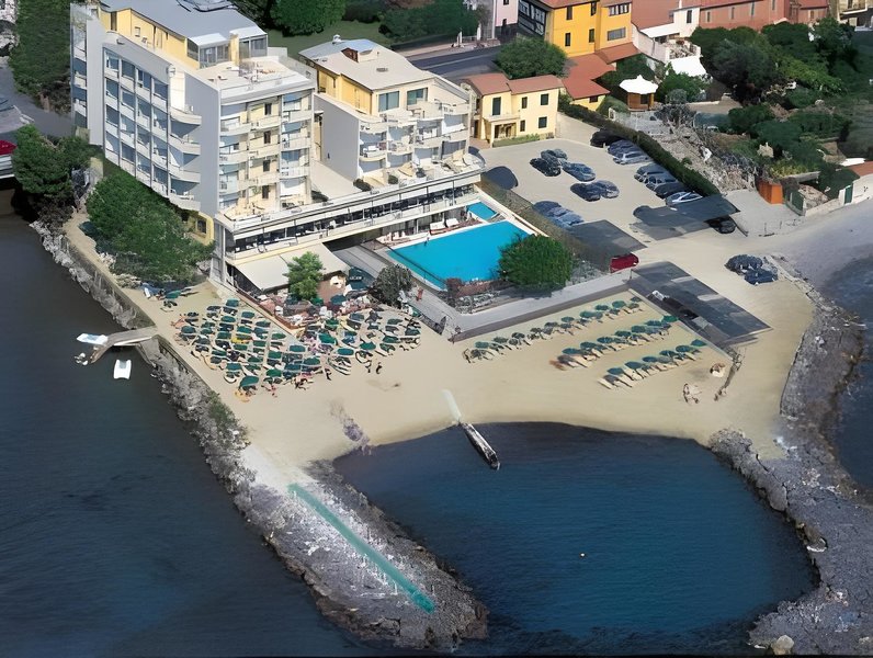 Bellevue et Mediterranee 3