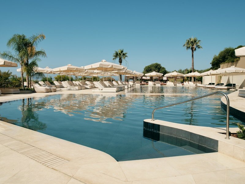 Mangia's Torre del Barone Resort 3