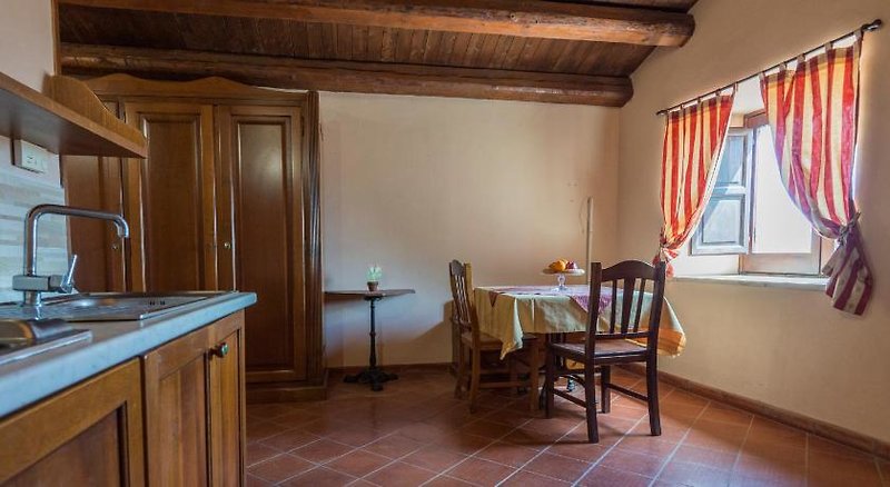 Lady Lusya 5 - Room Example