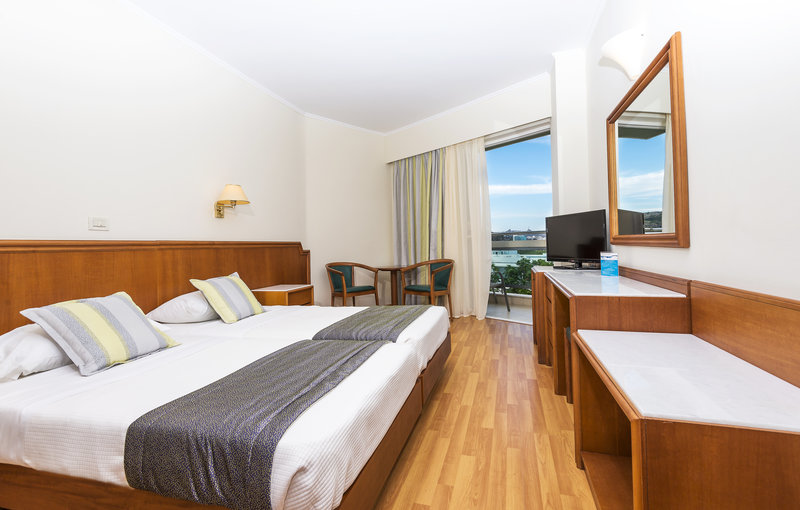 Apollo Beach Hotel 13
