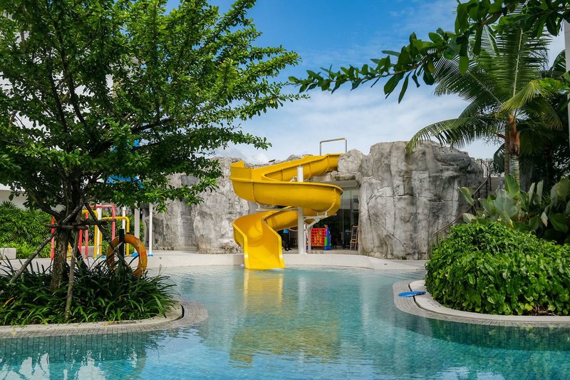 Pullman Khao Lak Resort 10