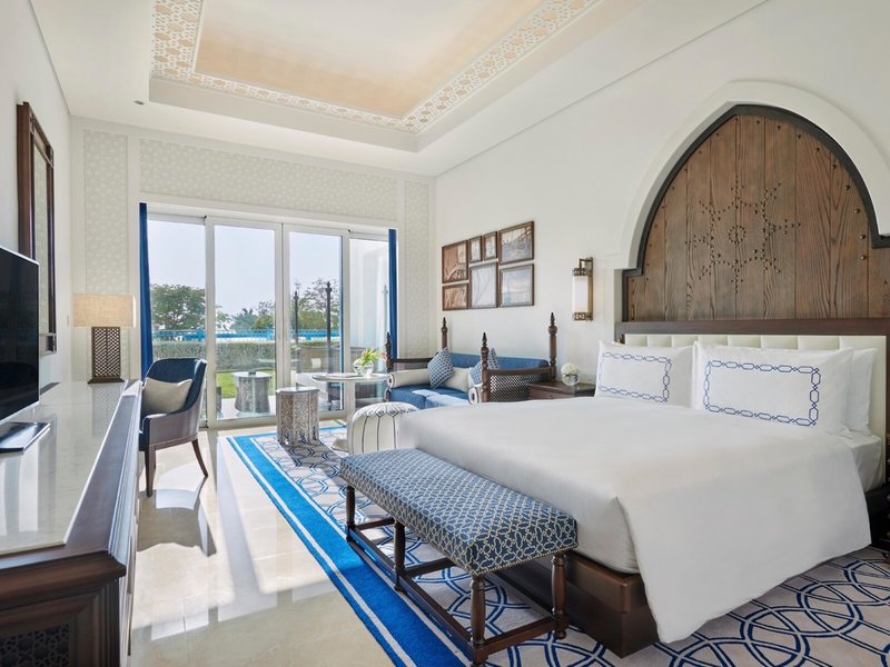 Hilton Salwa Beach Resort & Villas 17