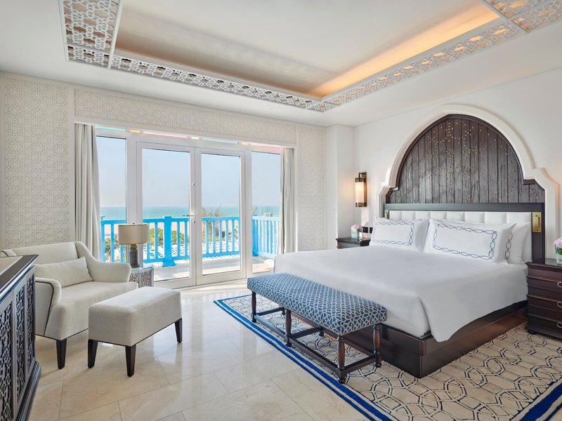 Hilton Salwa Beach Resort & Villas 18