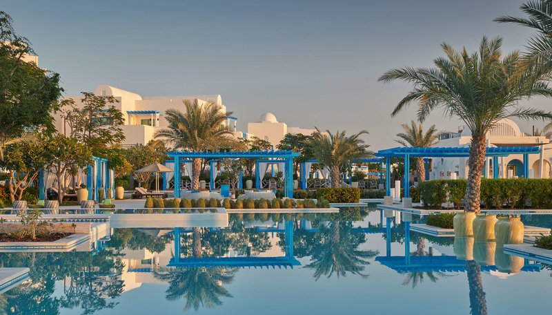 Hilton Salwa Beach Resort & Villas 5