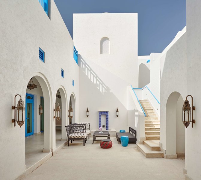 Hilton Salwa Beach Resort & Villas 7