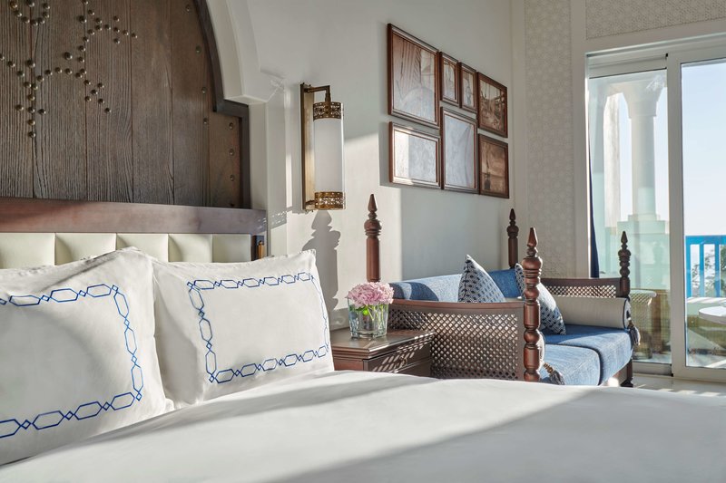 Hilton Salwa Beach Resort & Villas 16