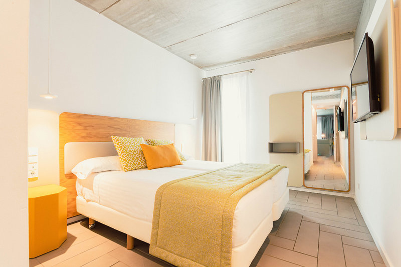 Resort Cordial Santa Águeda & Perchel Beach Club 4