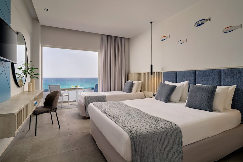 Blue Sea Beach Resort 14