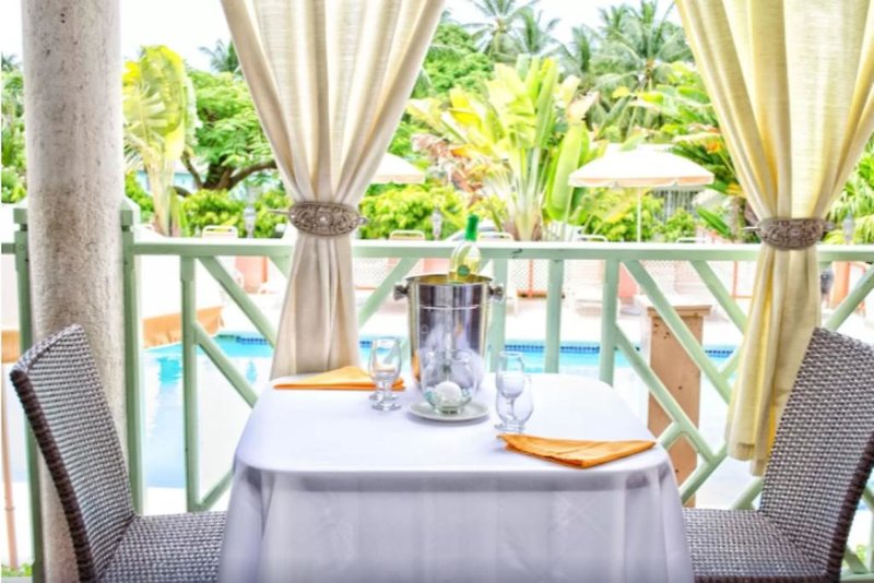 The Palms Resort 1