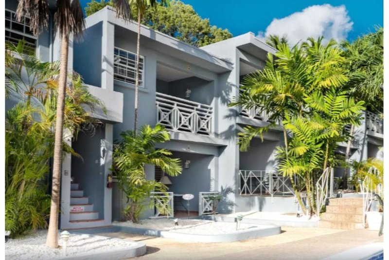 The Palms Resort 5