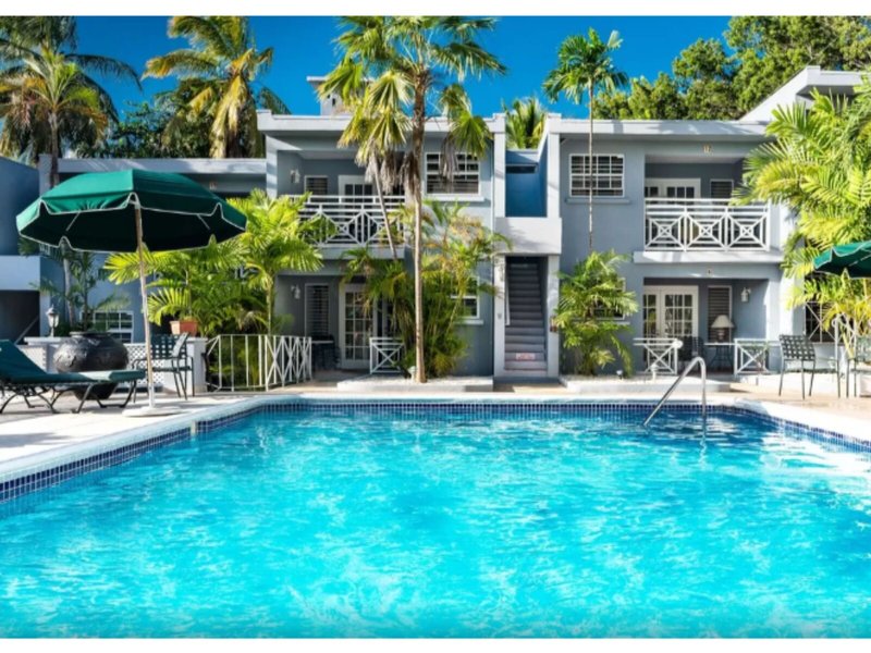 The Palms Resort 7