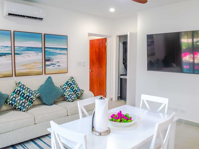 The Palms Resort 19