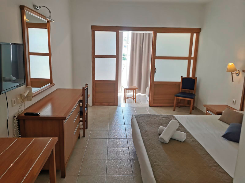 Cyprotel Faliraki Hotel 10