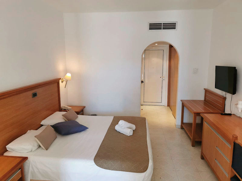 Cyprotel Faliraki Hotel 12