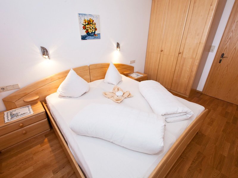 Appartements Kristall 7 - Room Example