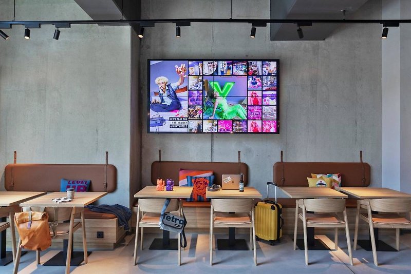 Moxy Hamburg City
