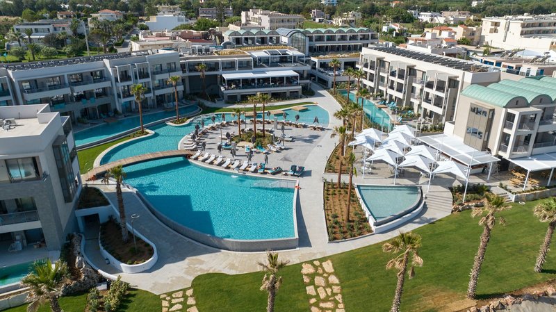Amira Beach Resort & Spa