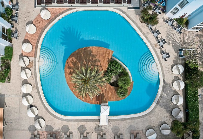 Esperides Beach Resort 4