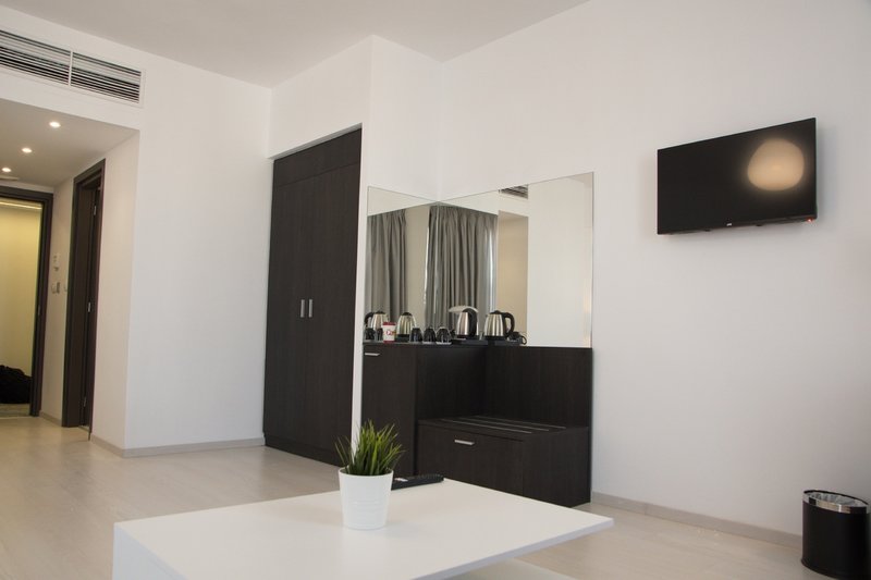 Boss Boutique Athens 6