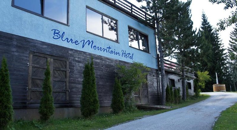 Blue Mountain 1