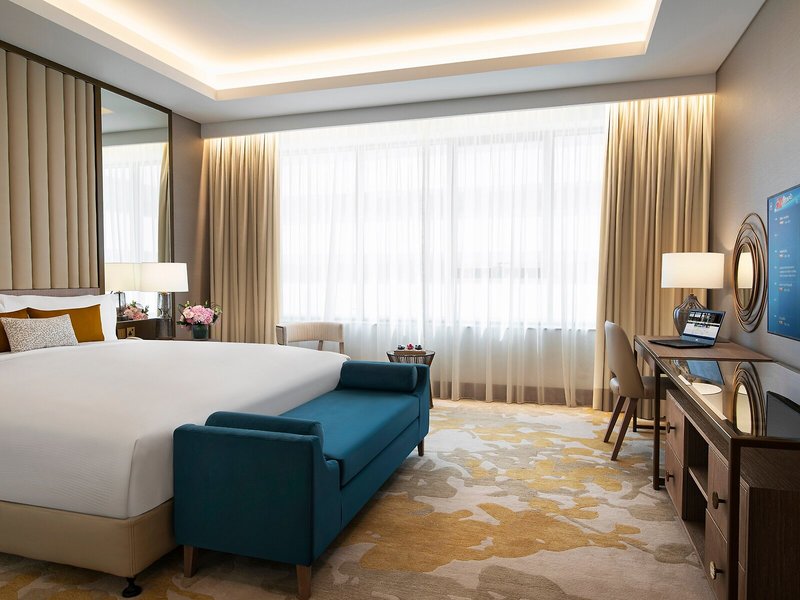 Al Jaddaf Rotana 16