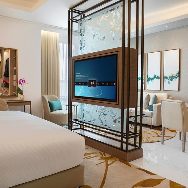 Al Jaddaf Rotana 25