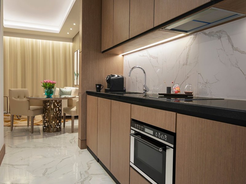 Al Jaddaf Rotana 38