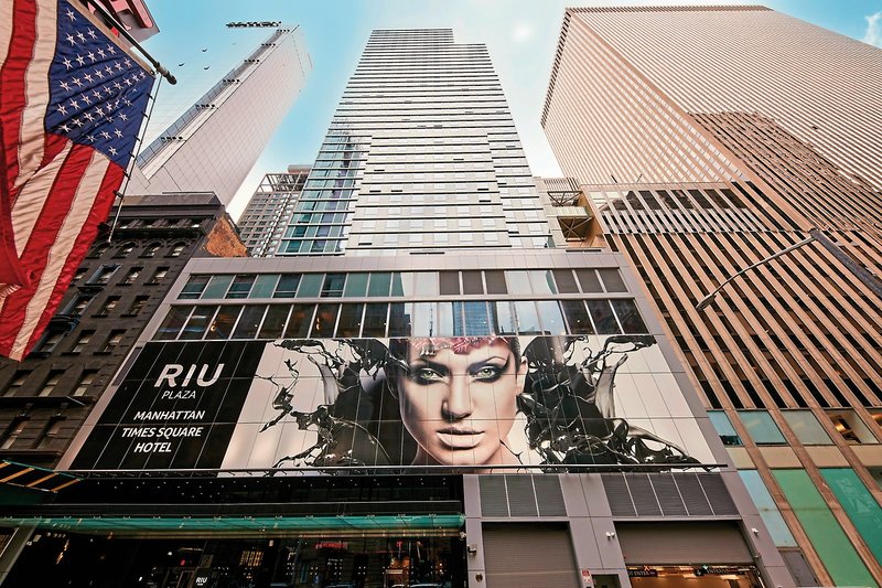RIU Plaza Manhattan Times Square 1