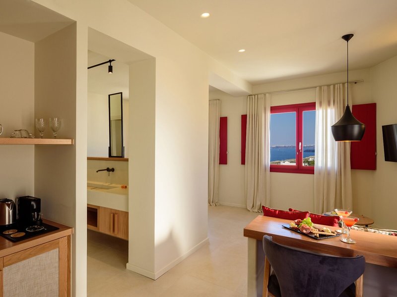 Potnia Theron Suites 30