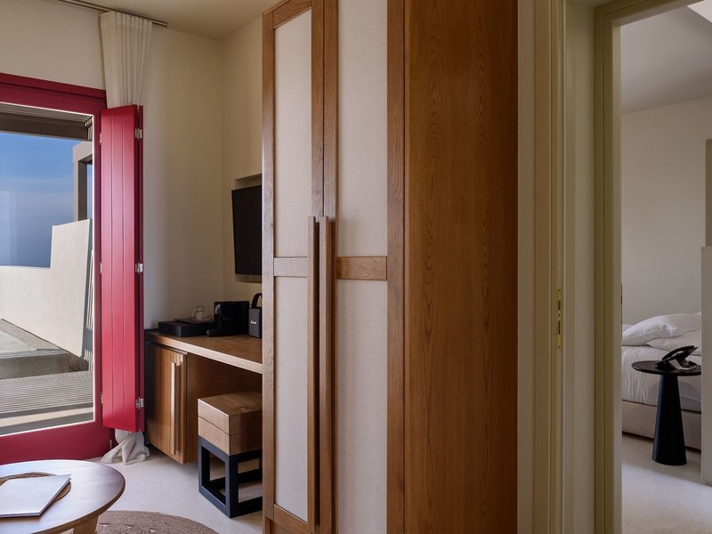 Potnia Theron Suites 41