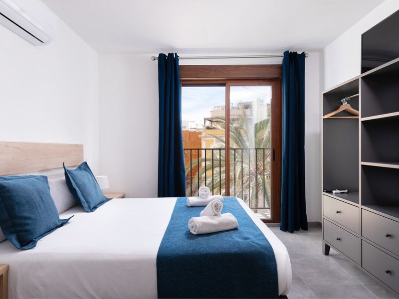 Apartamentos Quijano by Be Alicante 19