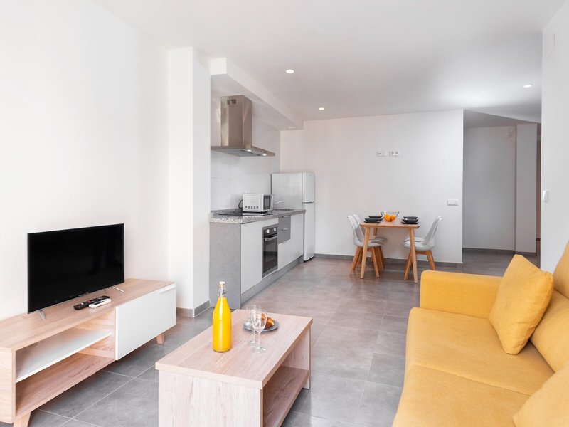 Apartamentos Quijano by Be Alicante 22