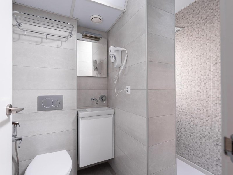 Apartamentos Quijano by Be Alicante 35