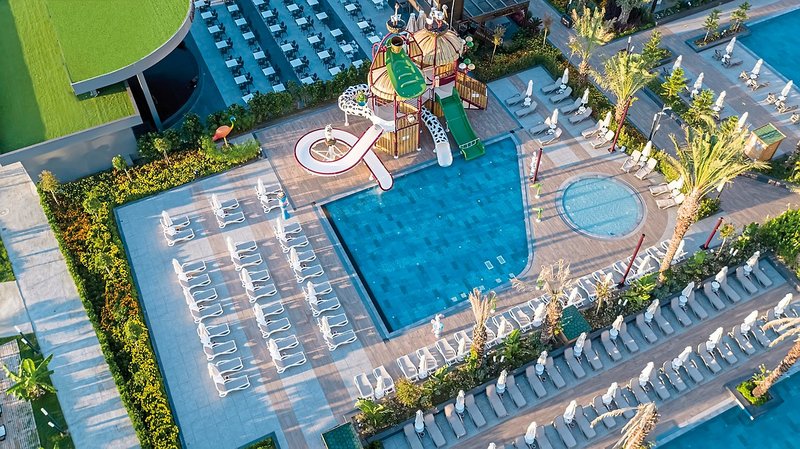 Kirman Calyptus Resort & Spa 10 - Outdoor Pool