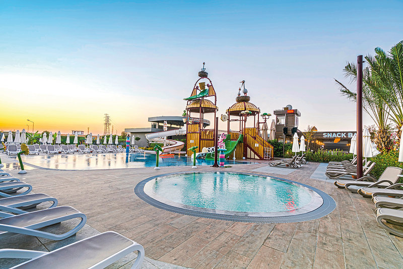 Kirman Calyptus Resort & Spa 11 - Outdoor Pool