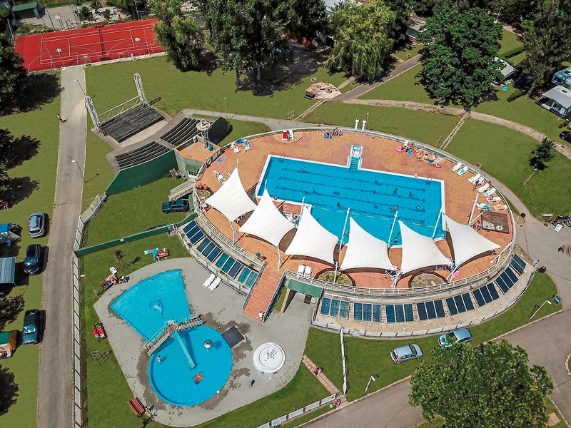 Balatontourist Füred Camping & Bungalows by Happy Camp 3 - Exterior