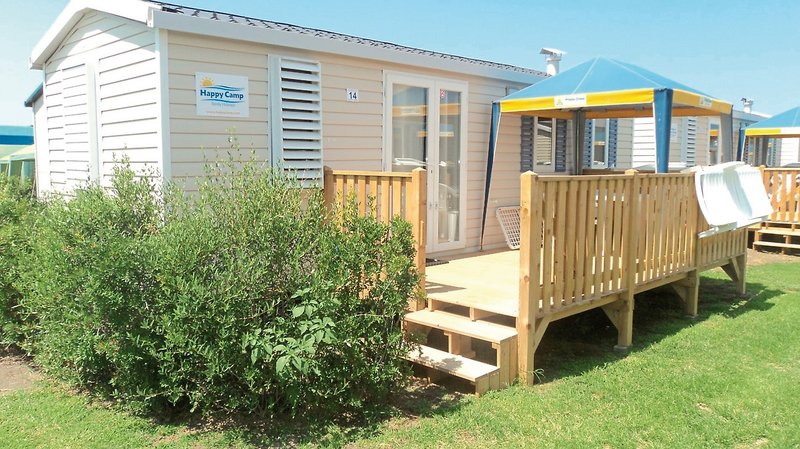 Balatontourist Füred Camping & Bungalows by Happy Camp 16 - Exterior