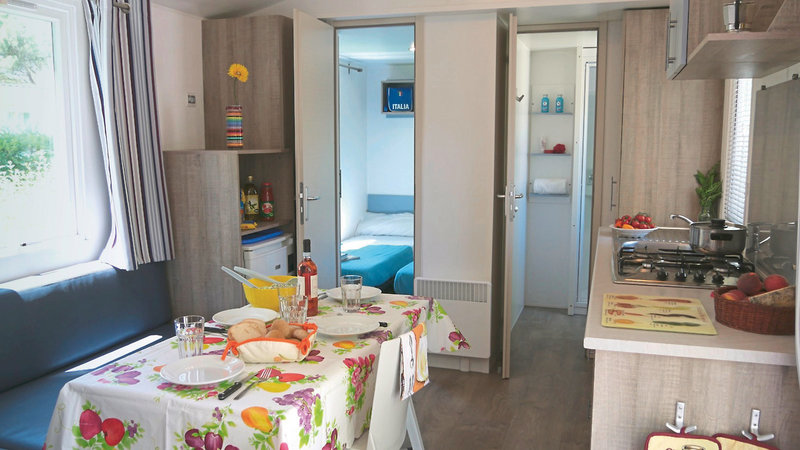 Balatontourist Füred Camping & Bungalows by Happy Camp 17 - Restaurant