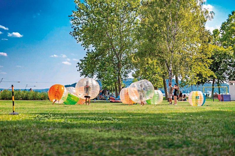Balatontourist Füred Camping & Bungalows by Happy Camp 19 - Pets