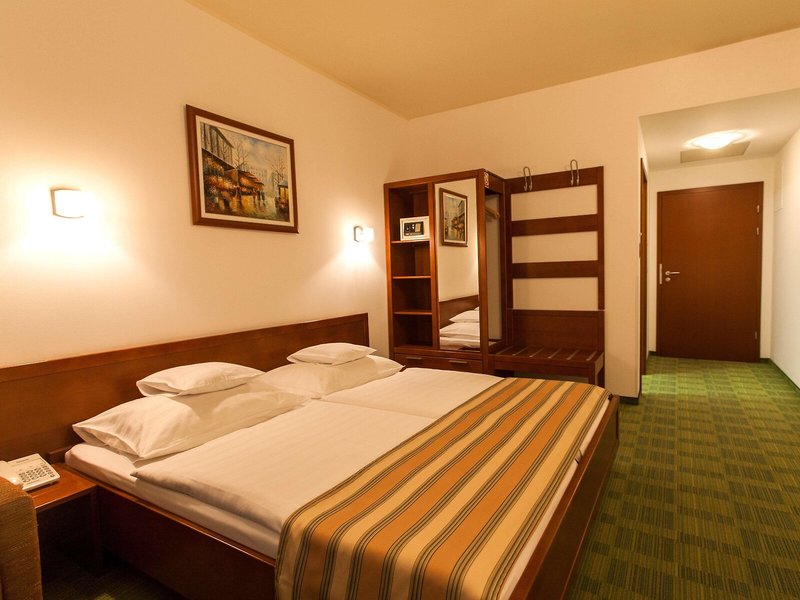 Best Western Hotel Stella 24 - Room Example
