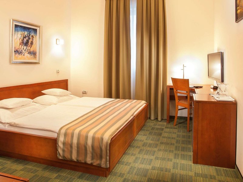 Best Western Hotel Stella 27 - Room Example