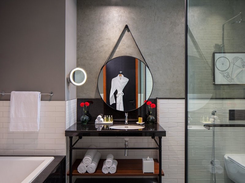 DoubleTree by Hilton Dubai M Square Hotel & Residences 19