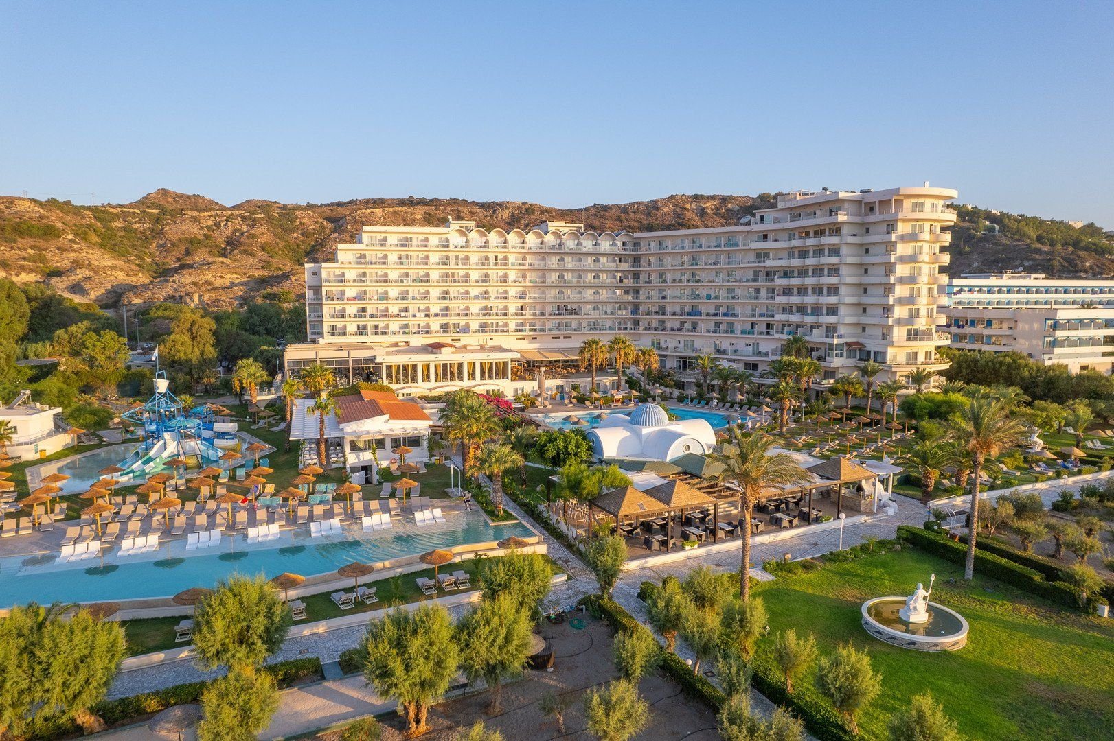 Pegasos Deluxe Beach Hotel