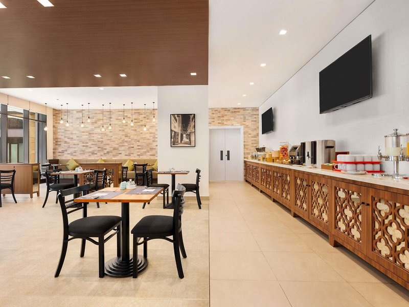 ibis Styles Dubai Gold District 22