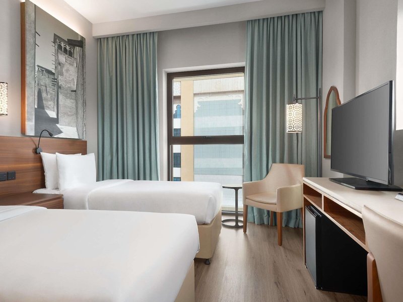 ibis Styles Dubai Gold District 32